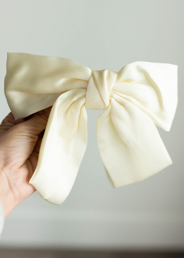 Marla Ivory Bow