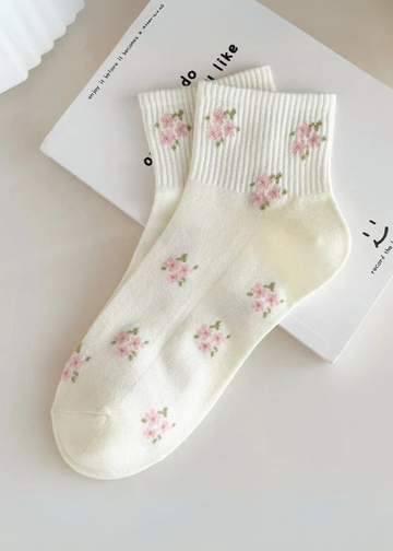 Ilene Flower Socks