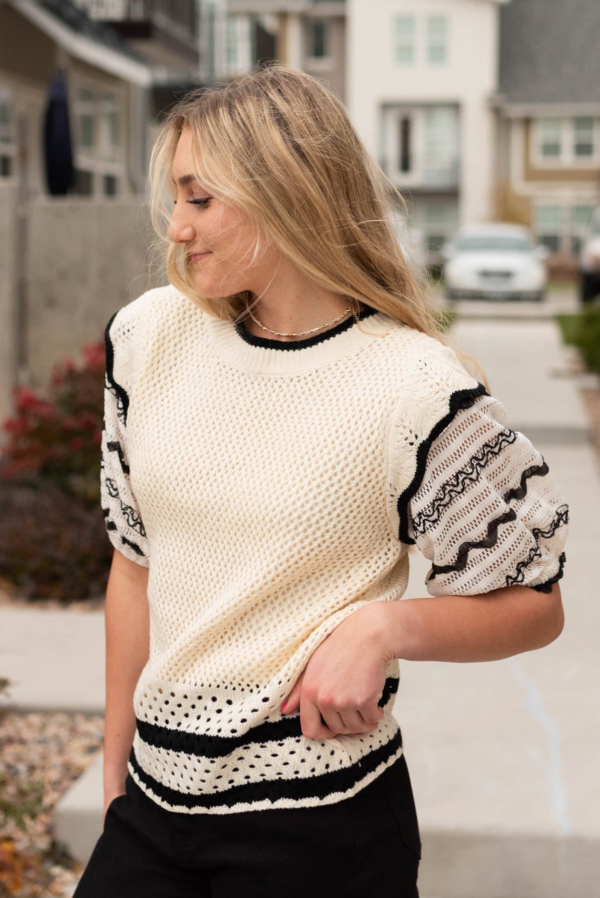 Kacia Cream Puffed Sleeve Top