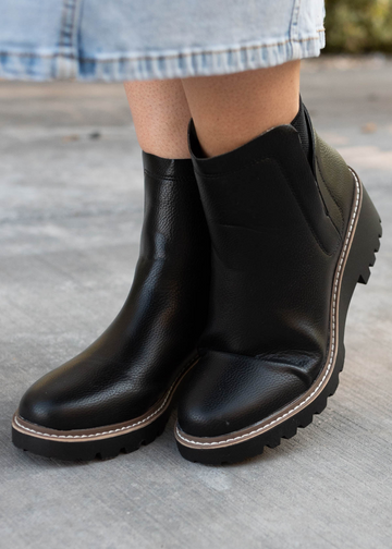 Mya Black Ankle Boots
