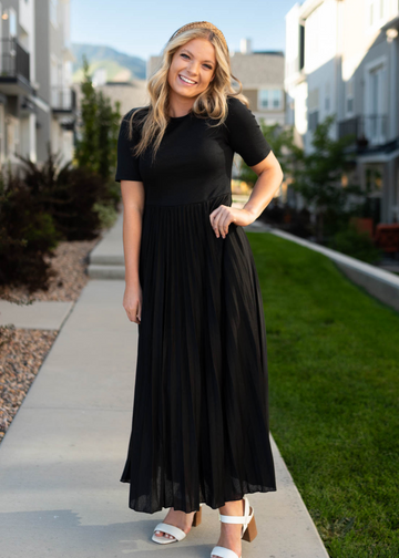 Raquel Black Dress