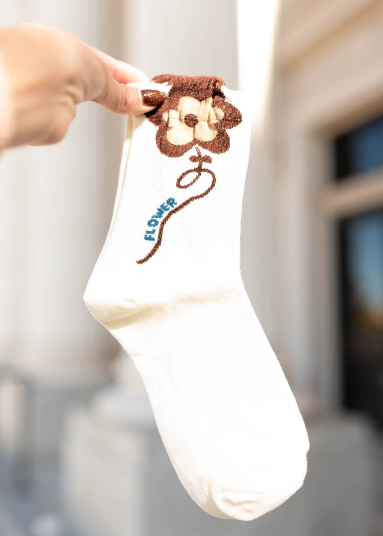 Lynn Brown Floral Socks