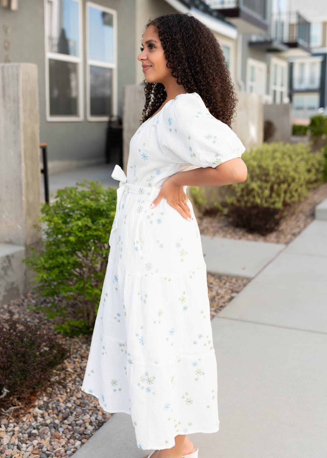 Adri White Flower Embroidered Dress