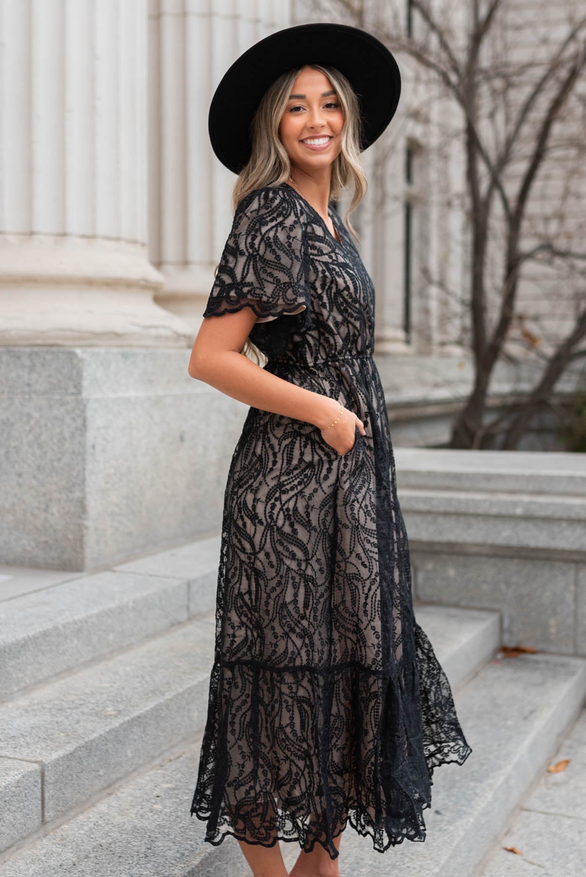 Amberly Black Dress