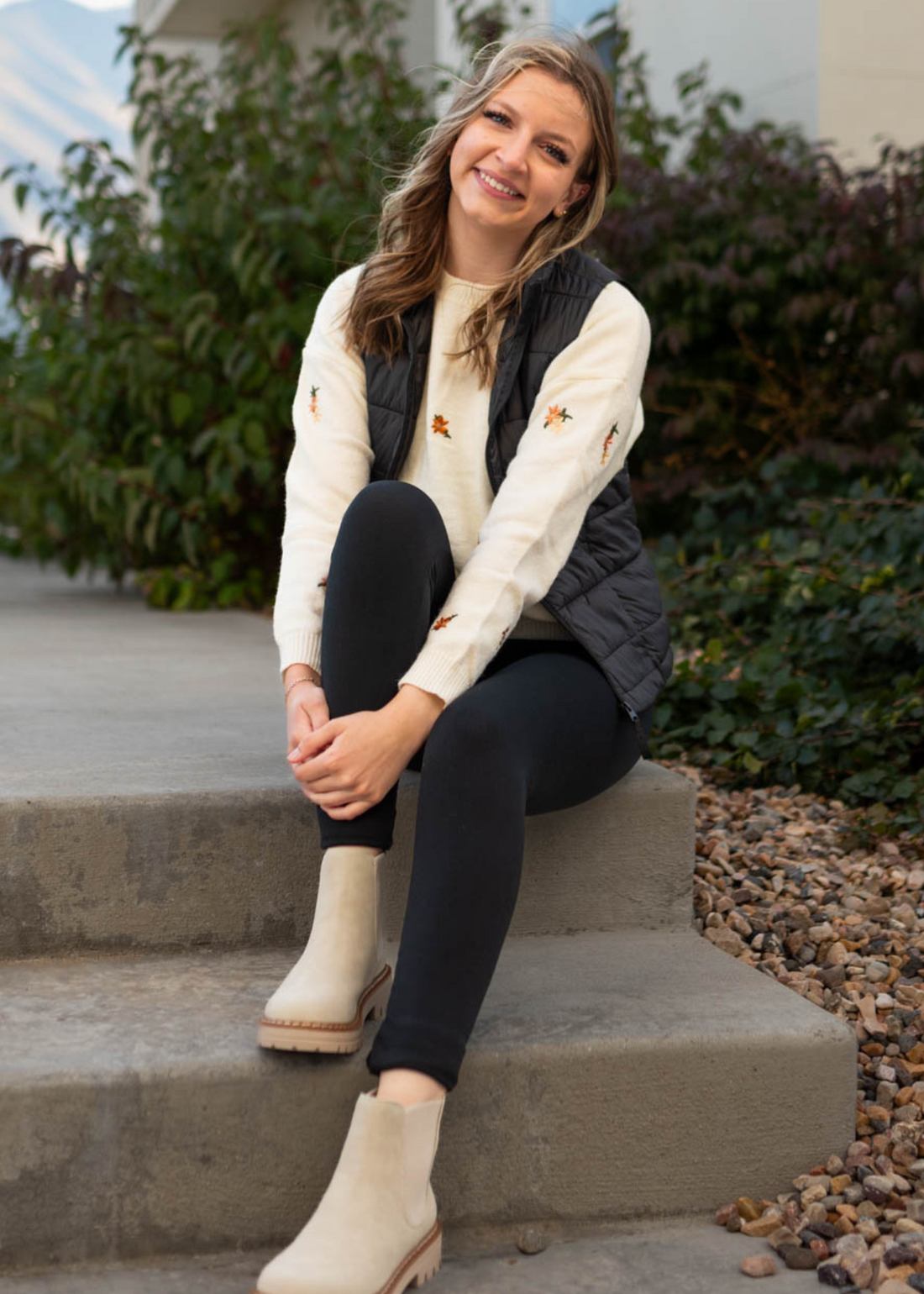 Avry Black Puff Vest
