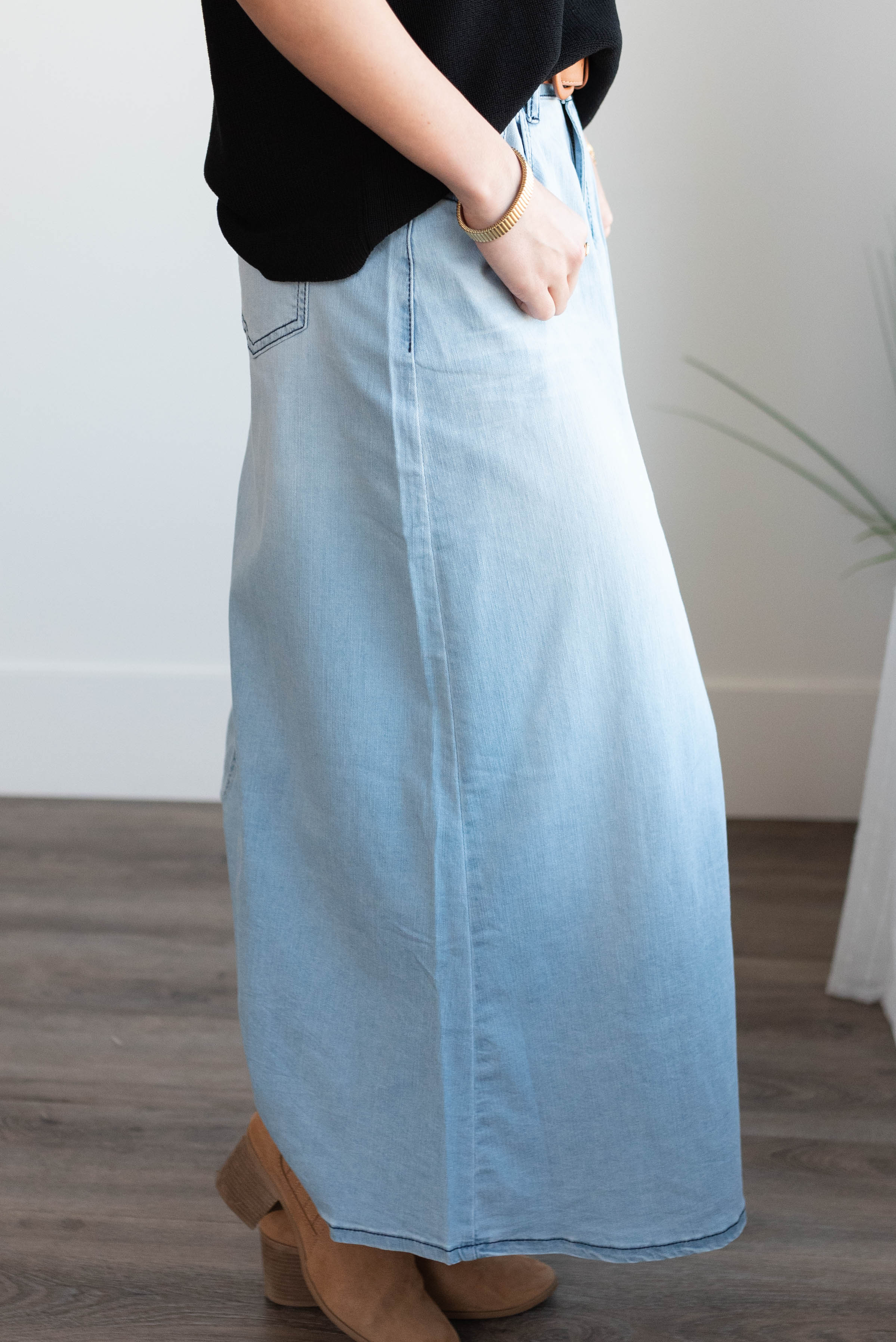 Amari Light Wash Indigo Denim Skirt