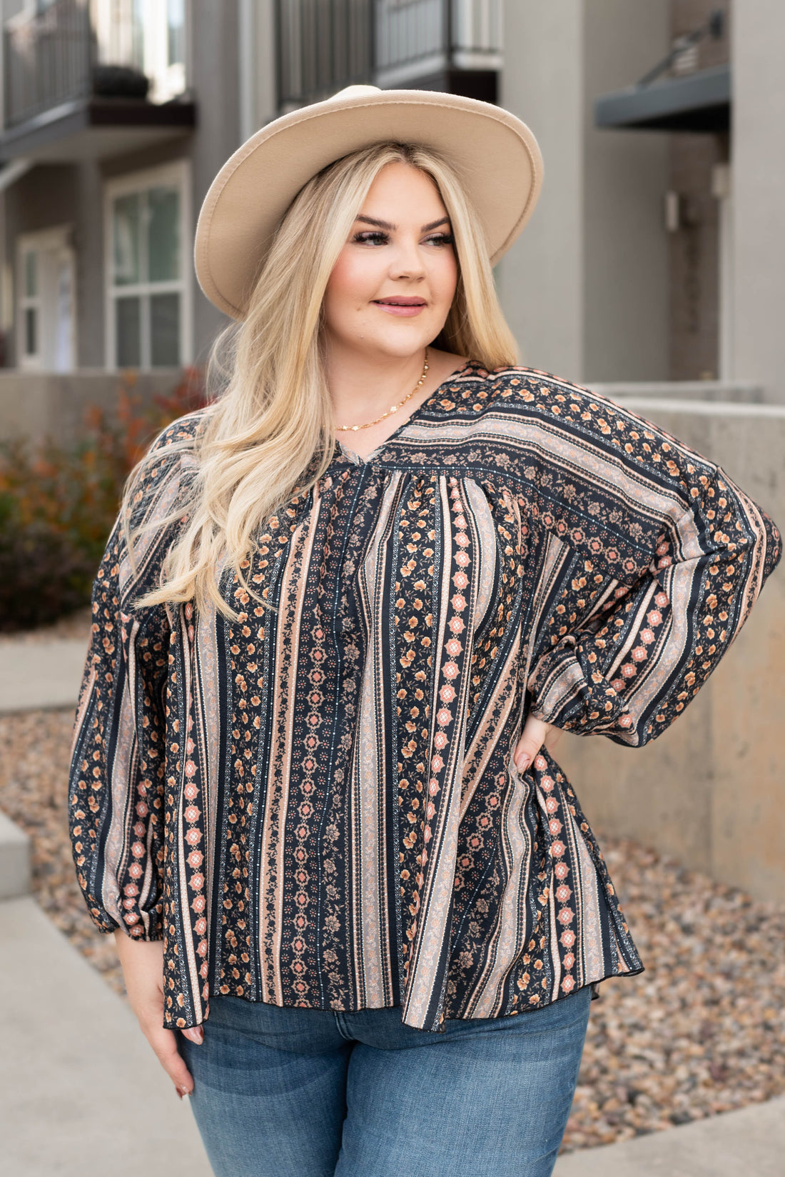 Dawn Black Top