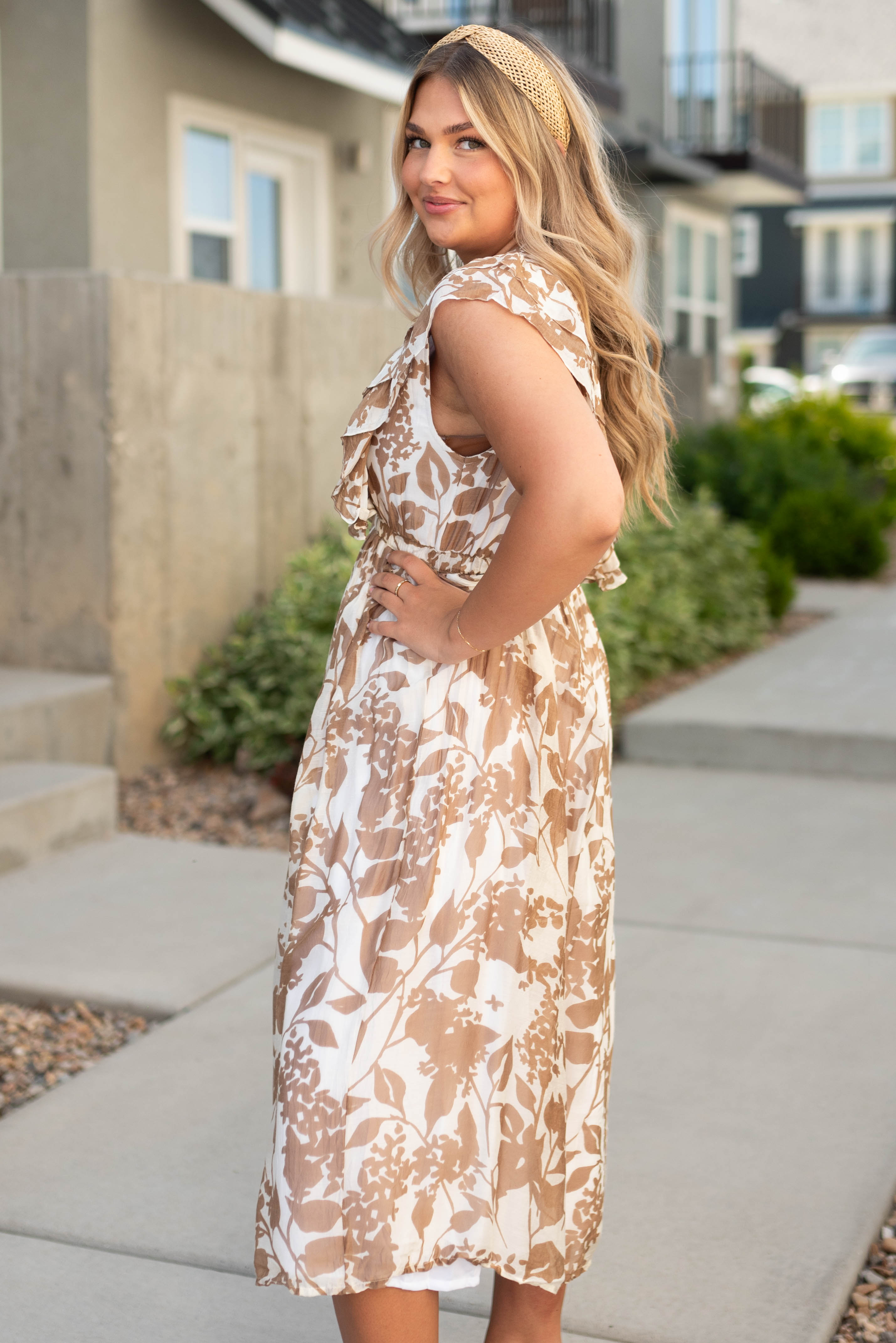 Elwood Beige Dress