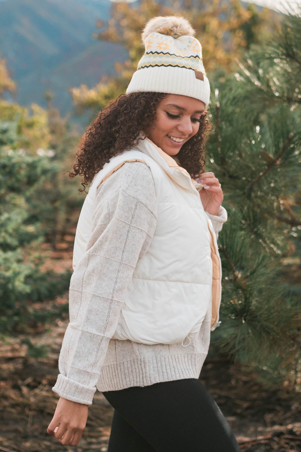 Evy Ivory Reversible Puff Vest