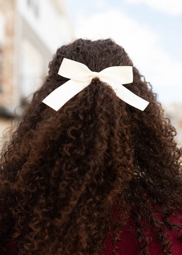Flora Ivory Bow