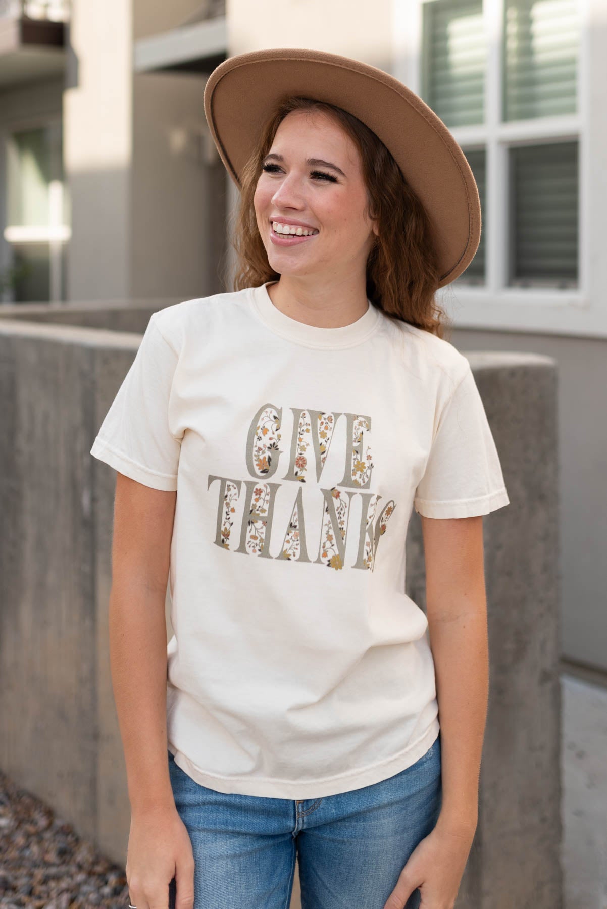 Give Thanks Cream T-shirt