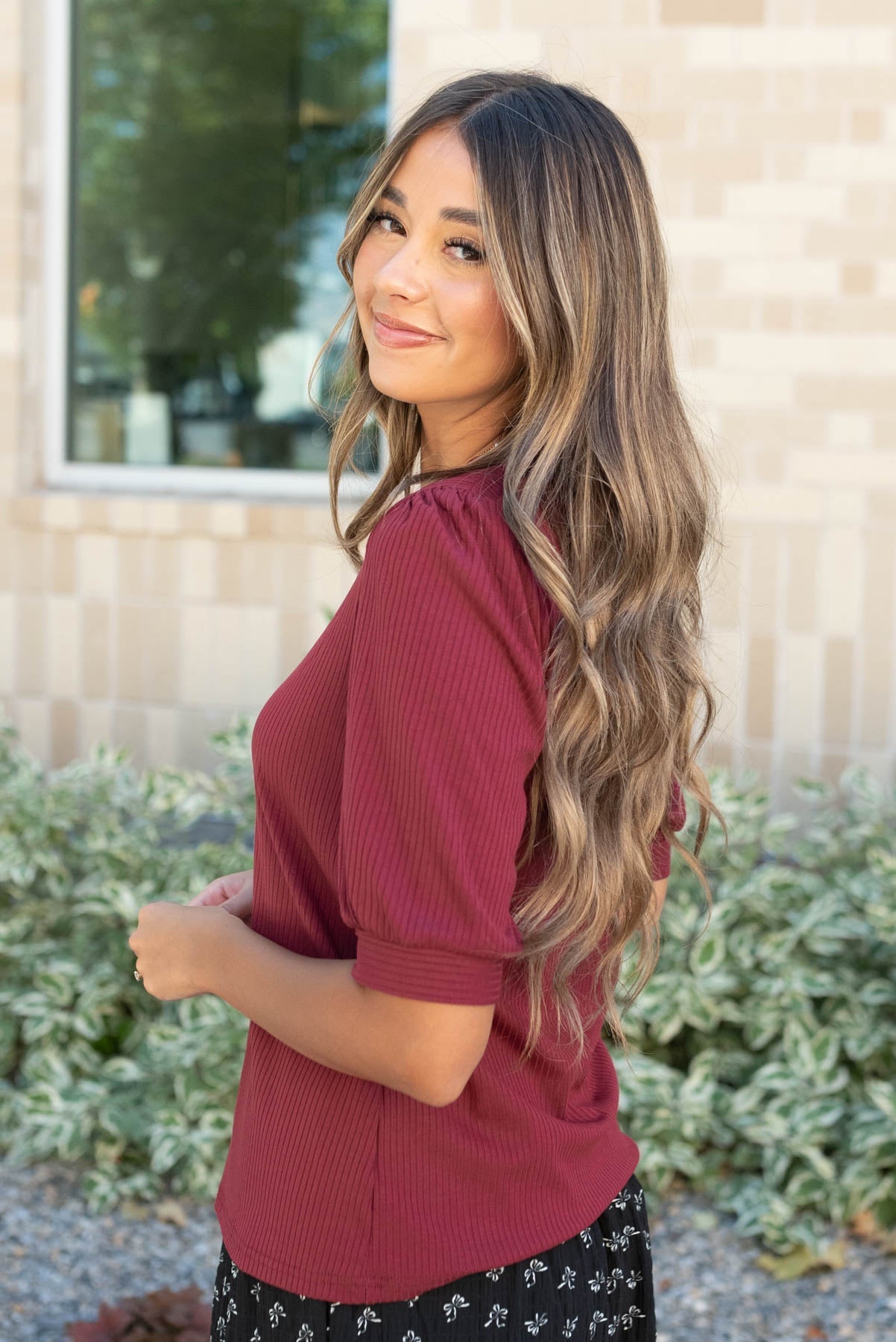 Hailee Basic Burgundy Top