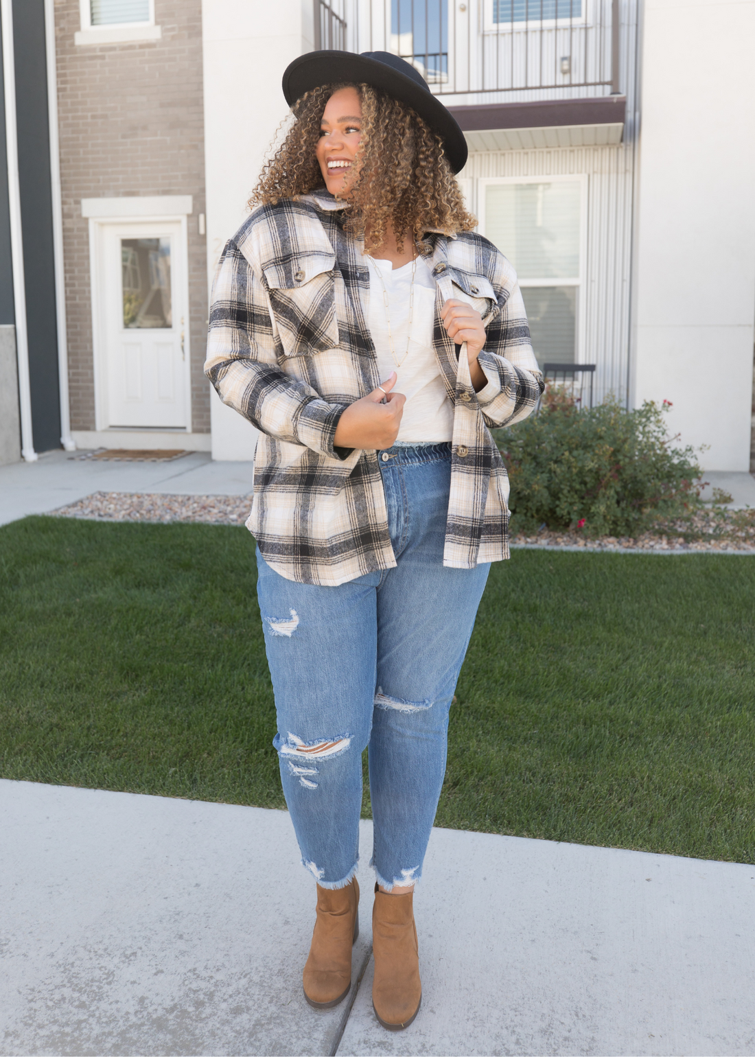 Hilton Medium Wash High Rise Mom Jeans