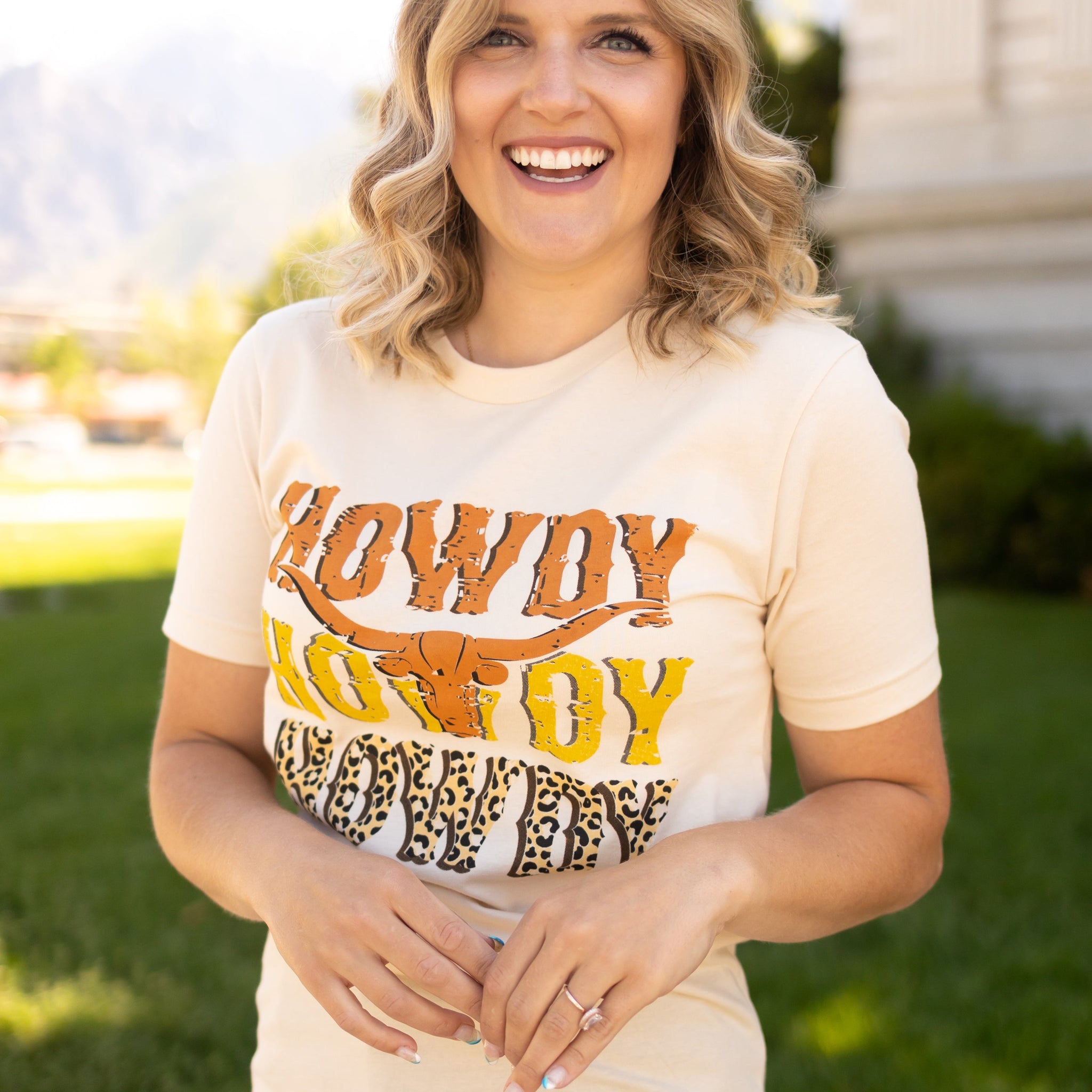 Howdy Cream Tee
