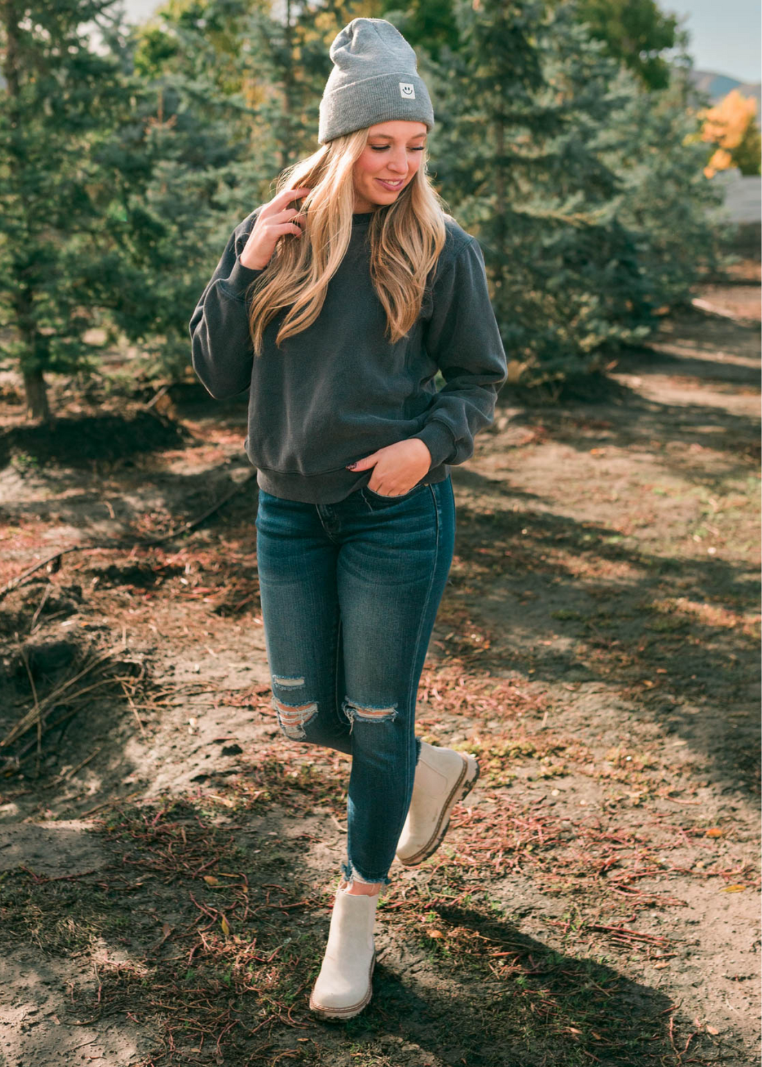 Isabeau Deep Navy Sweatshirt