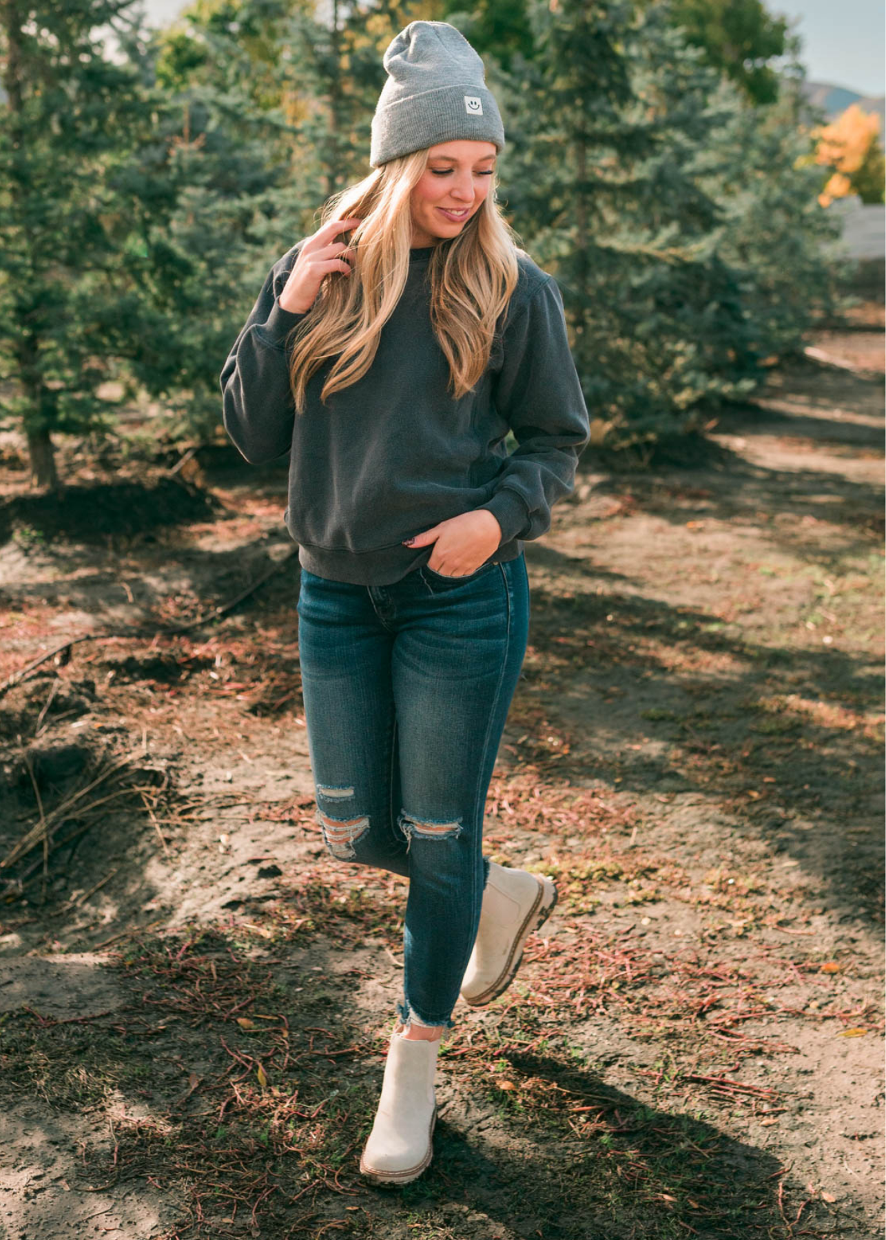 Isabeau Deep Navy Sweatshirt