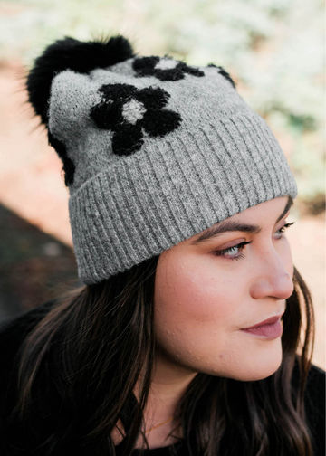 Ivee Heather Light Grey Daisy C.C Beanie