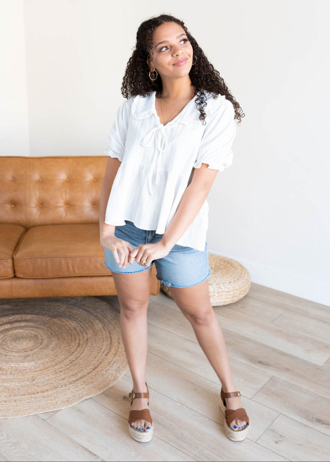 Jadah White Collar Top