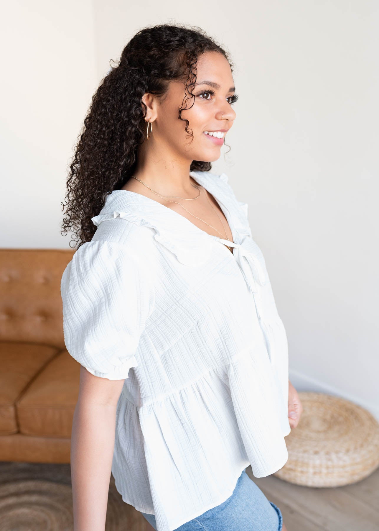 Jadah White Collar Top