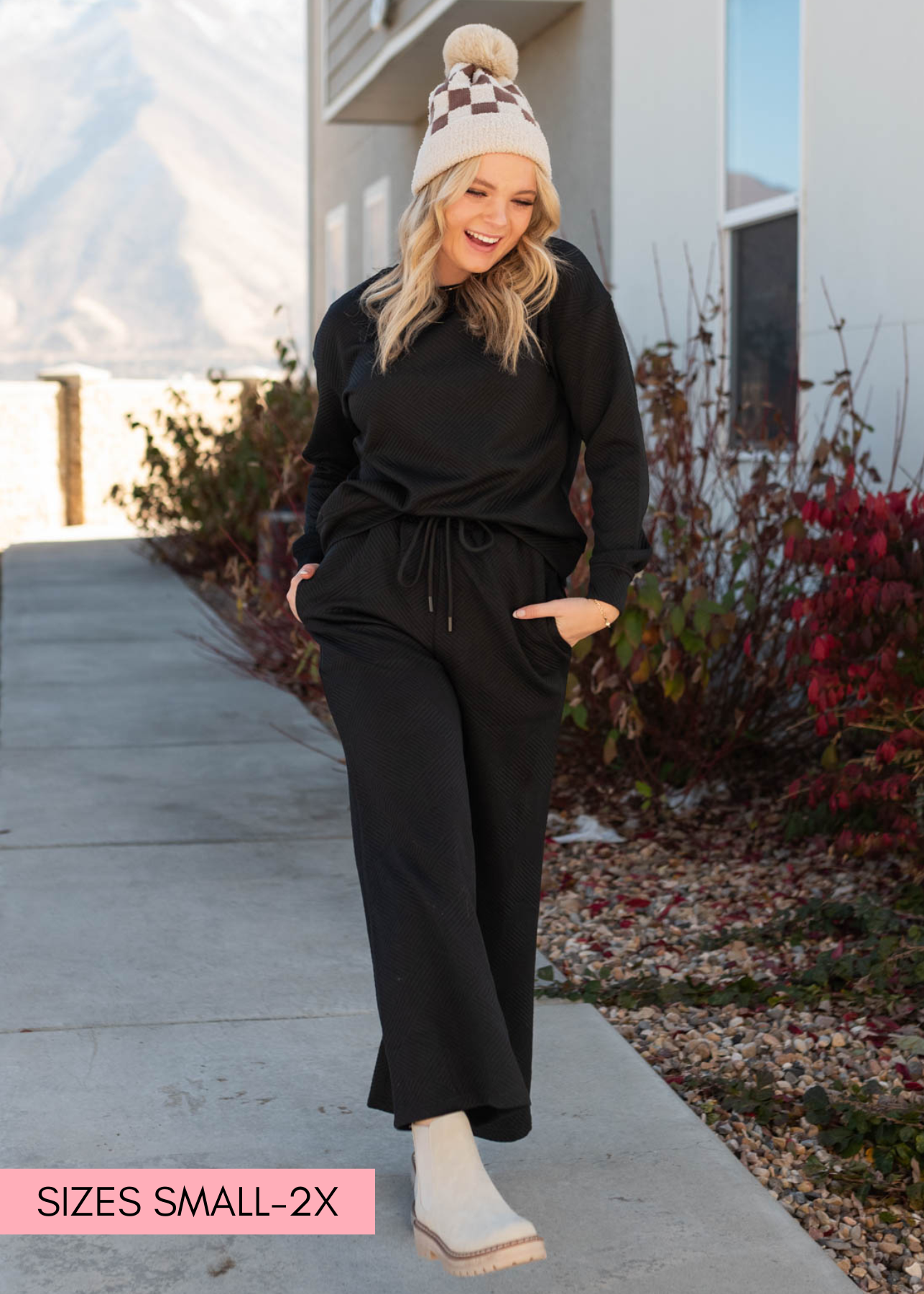 Janie Black Textured Lounge Set