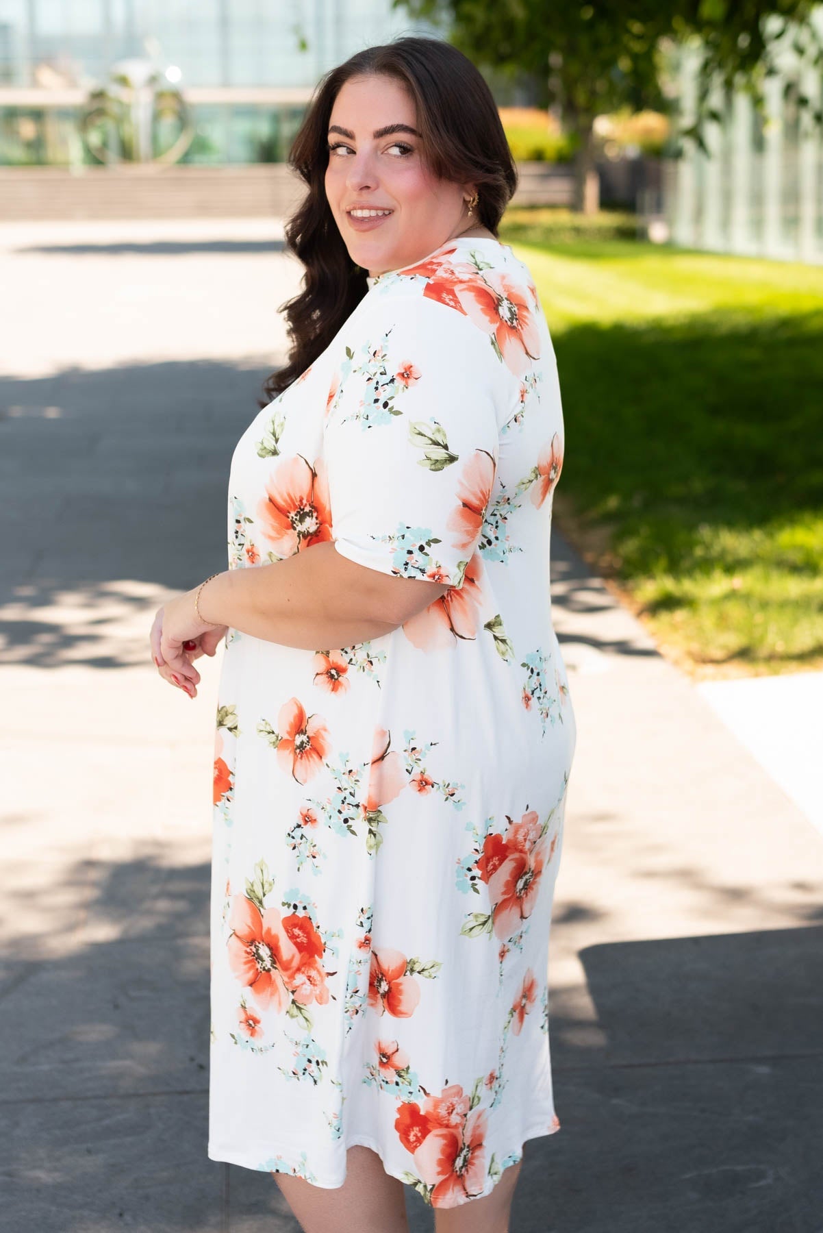 Kinlee Ivory Floral Midi Dress