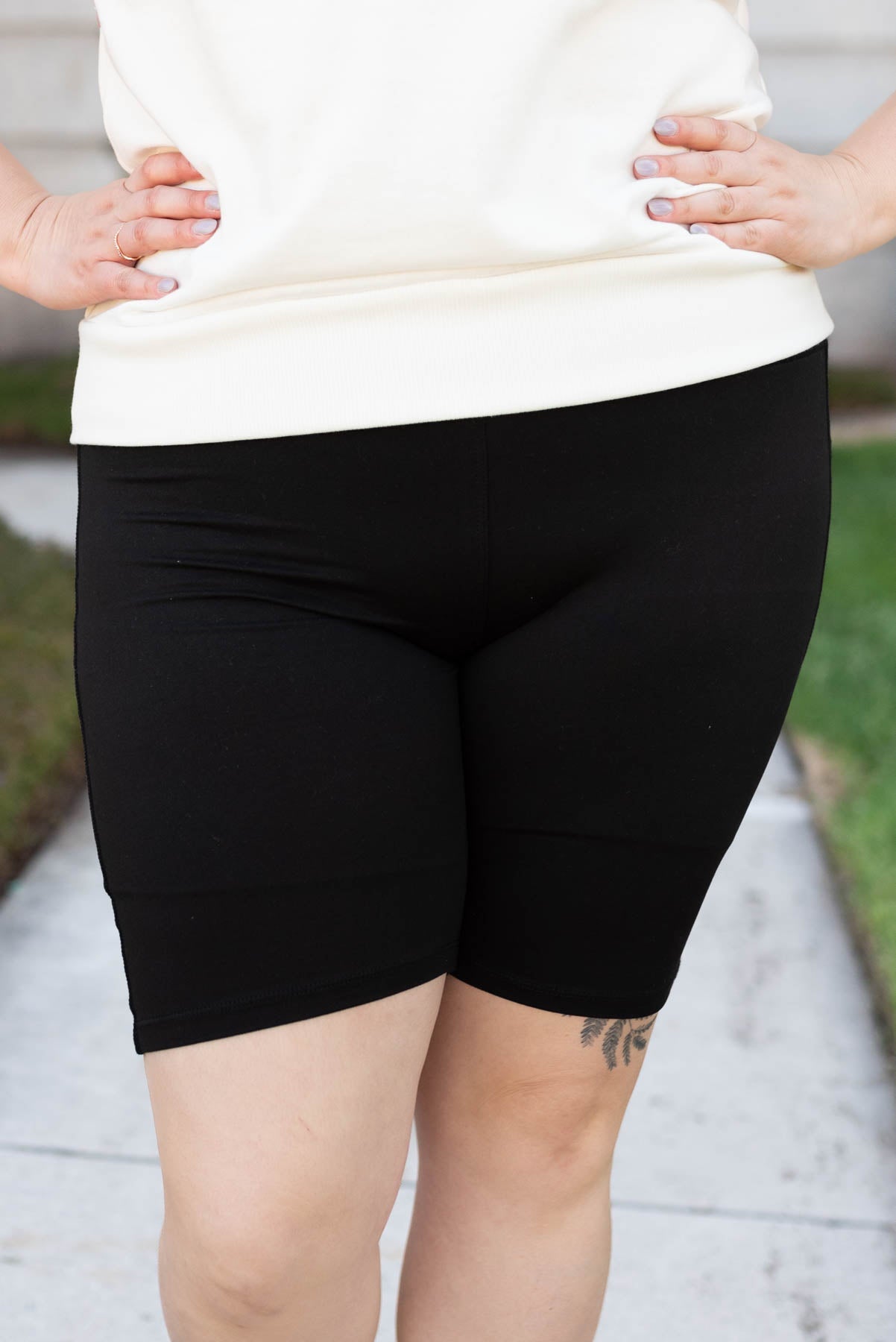 Leah Black Biker Shorts