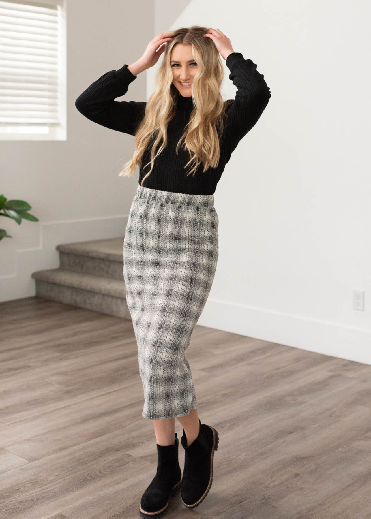 Lillee Black Plaid Skirt