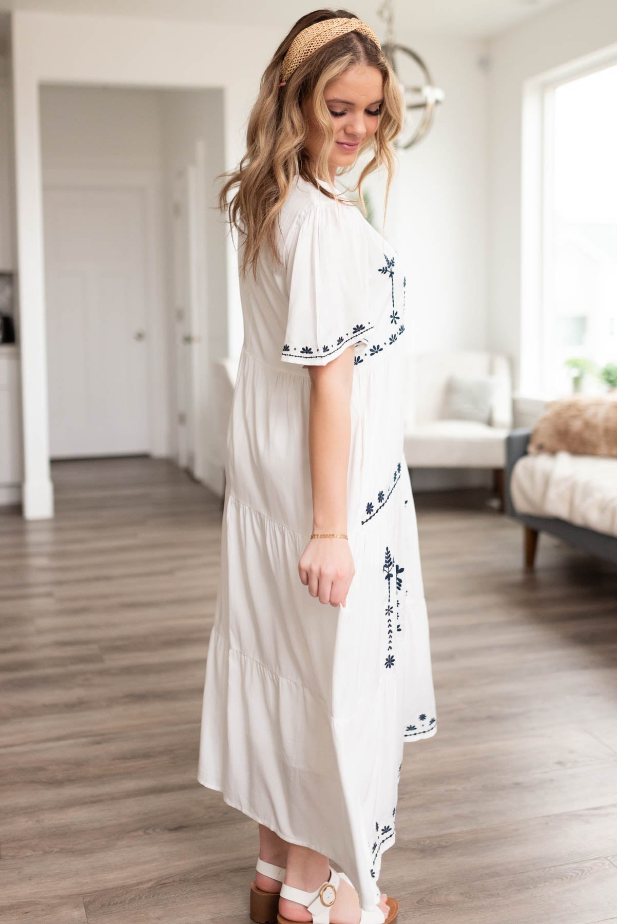 Lizbeth White Embroidered Dress