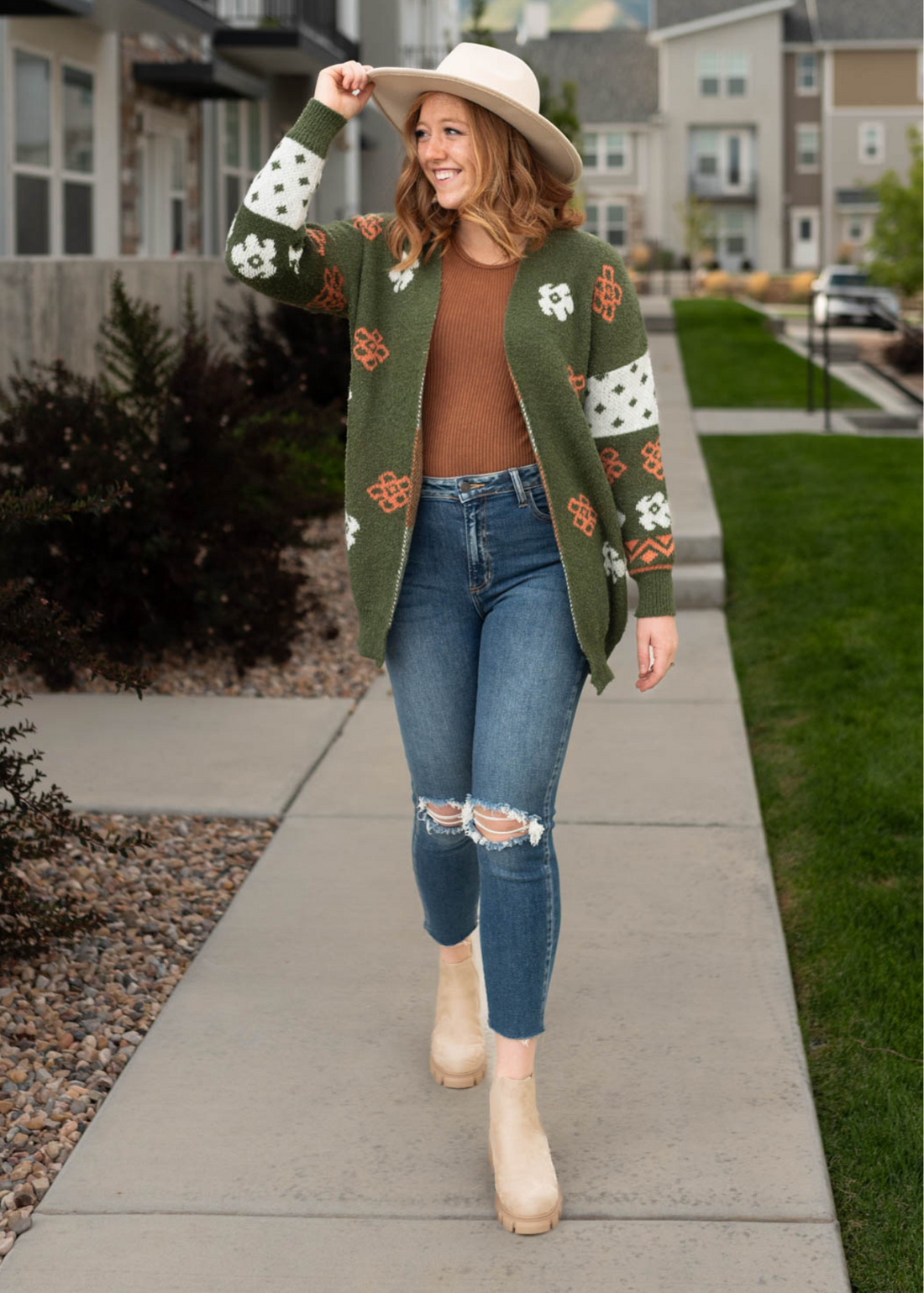 Navita Olive Cardigan