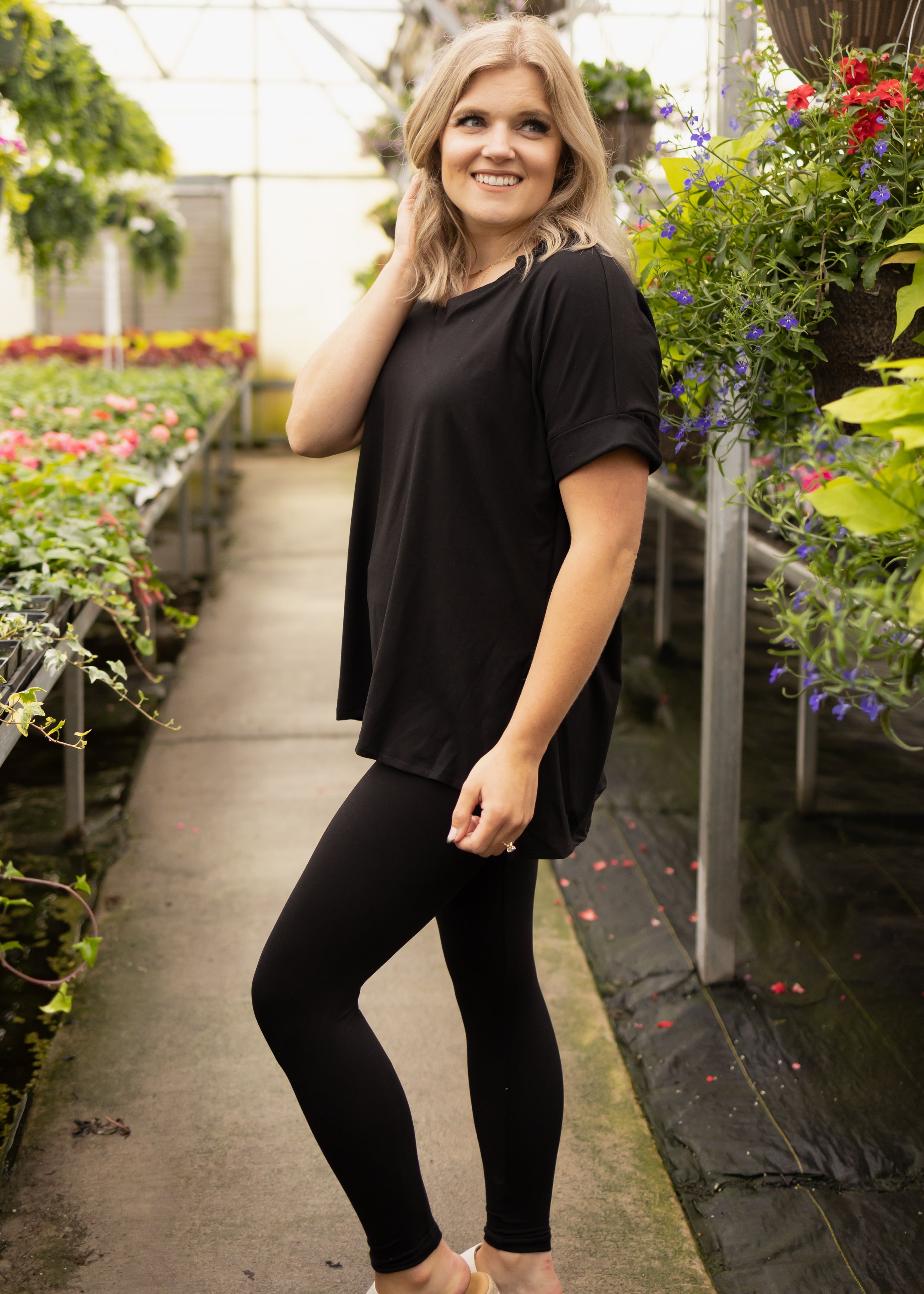 Neviah Black Set