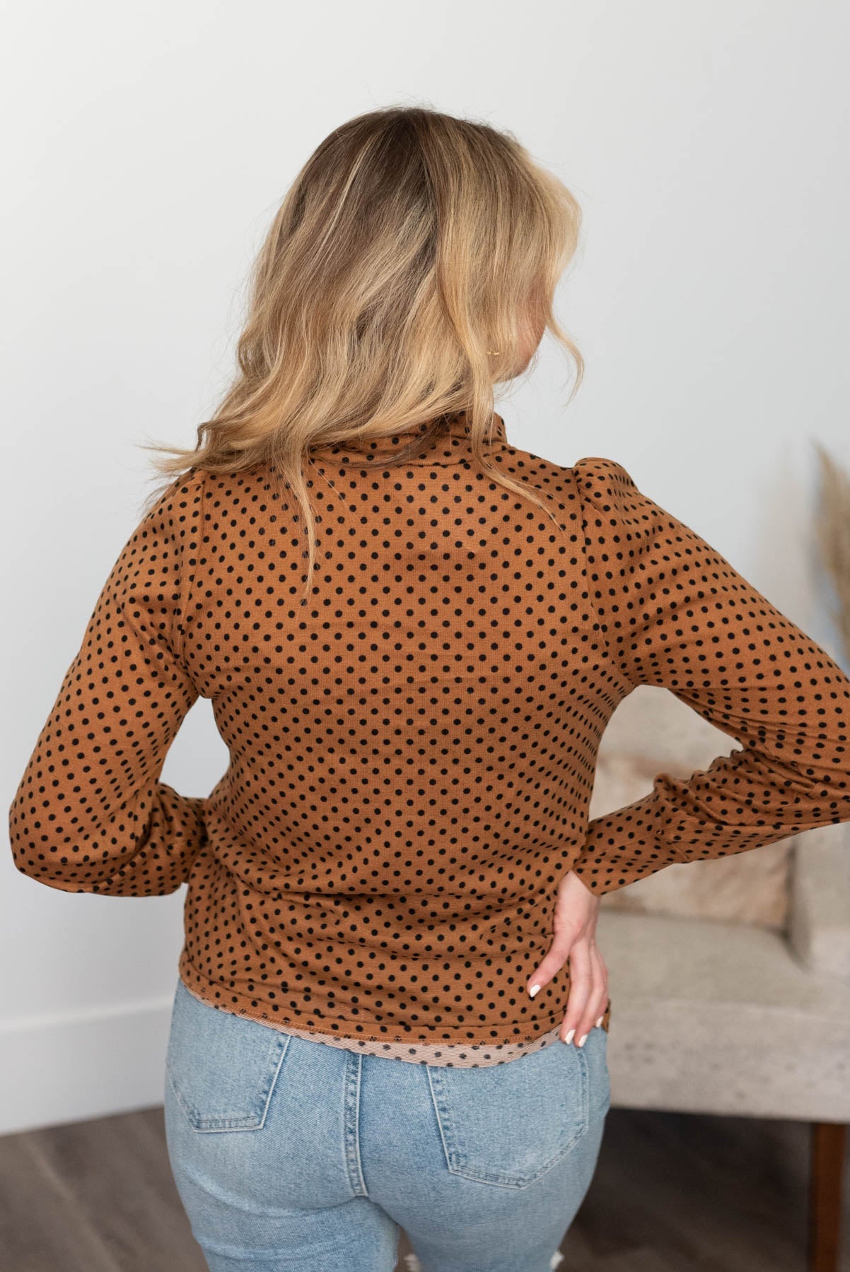 Quinby Brown Turtleneck