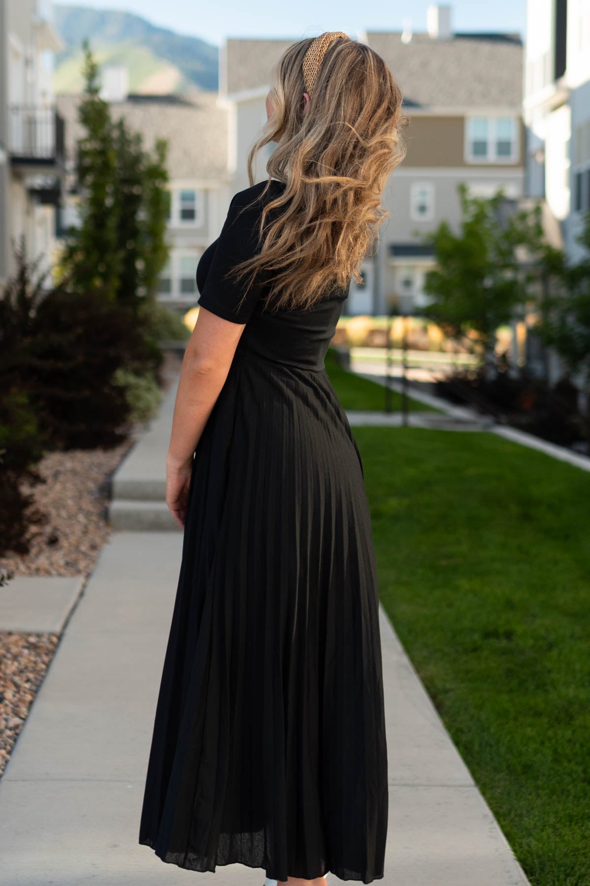 Raquel Black Dress