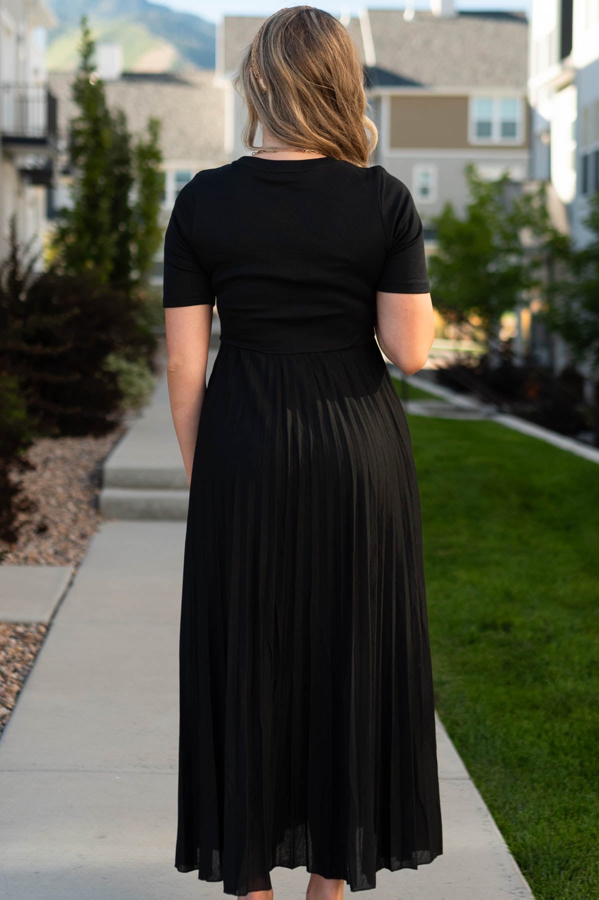Raquel Black Dress