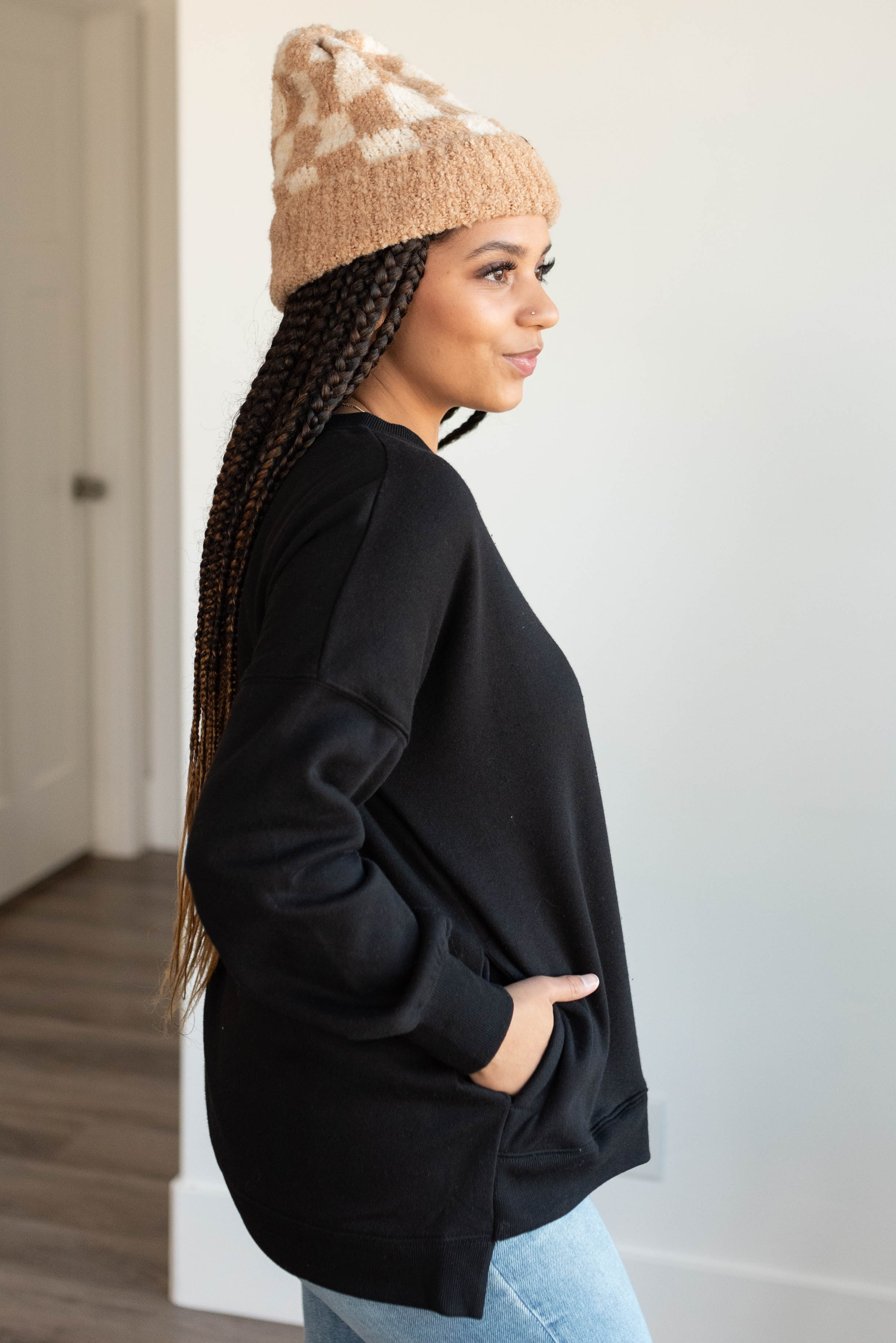 Rayna Black Pocketed Sweatshirt