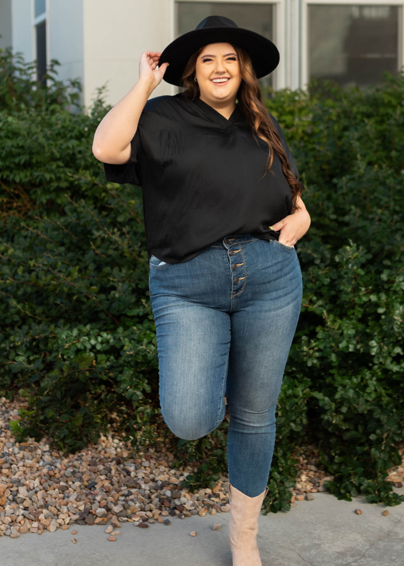 Tilley Black Top