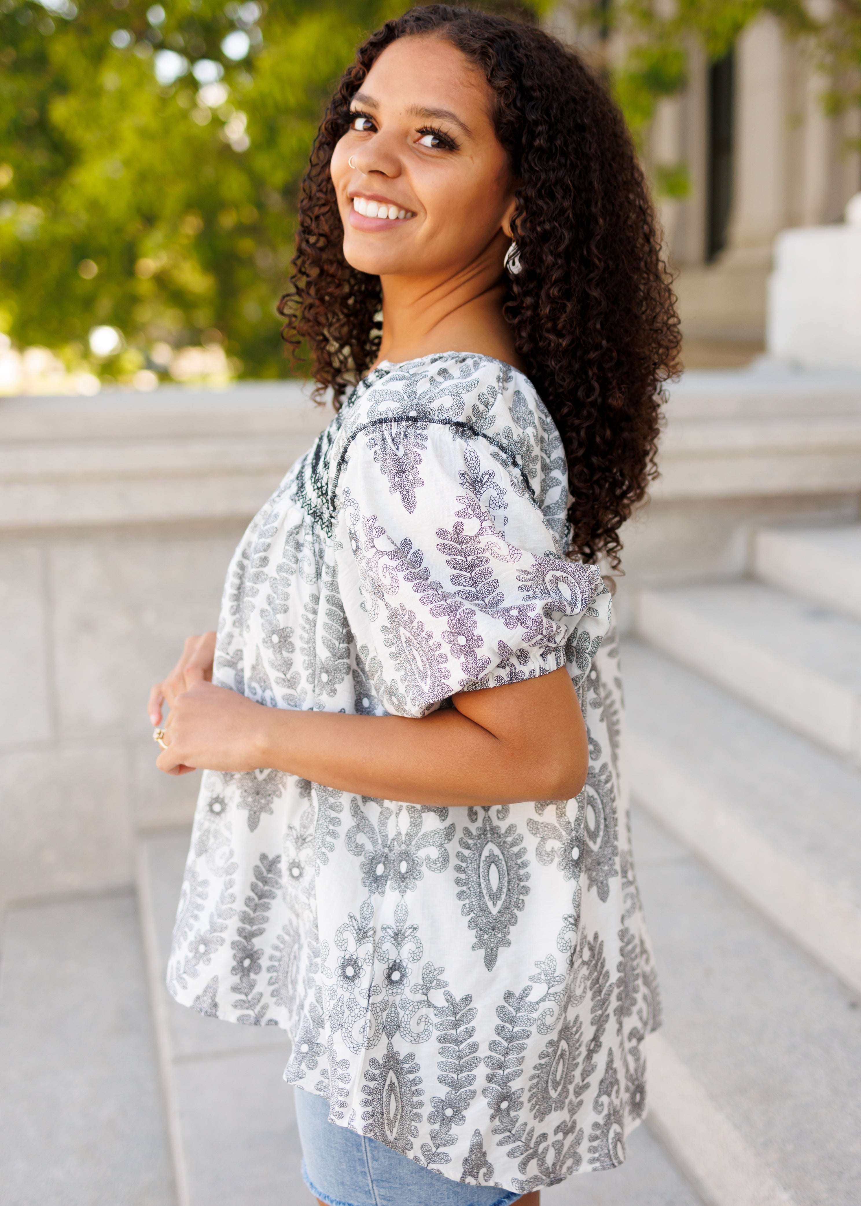 Vivianne Black Pattern Top