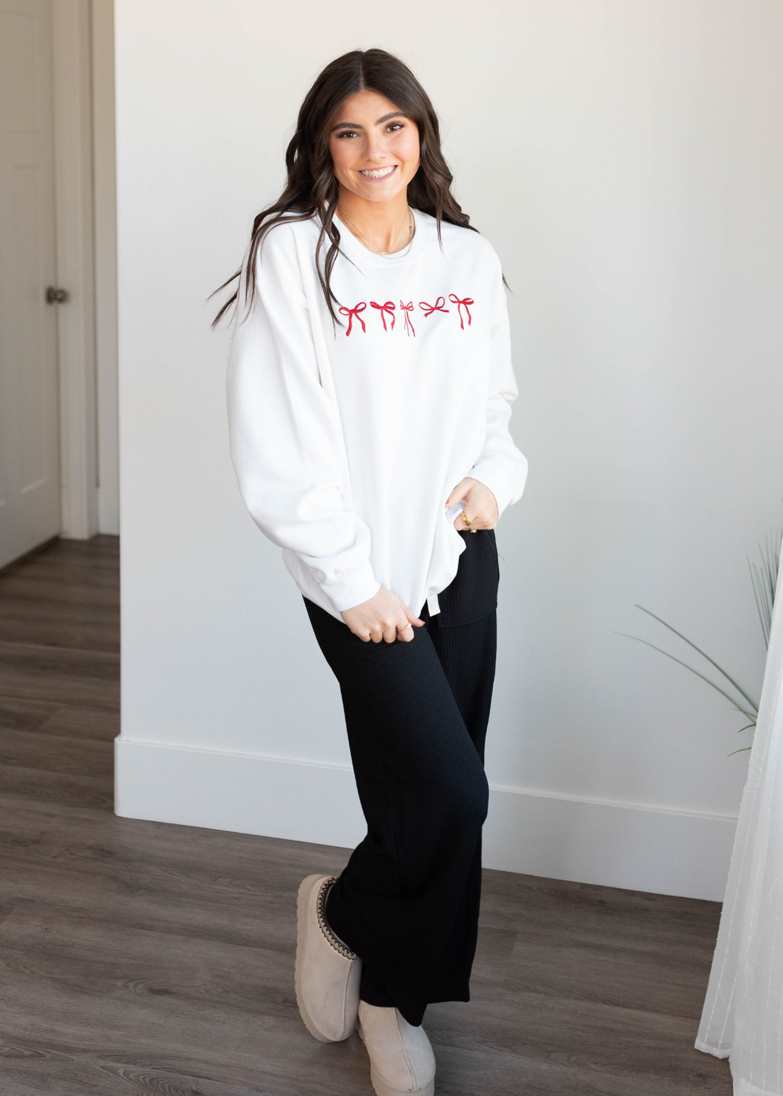 White Mini Bow Sweatshirt