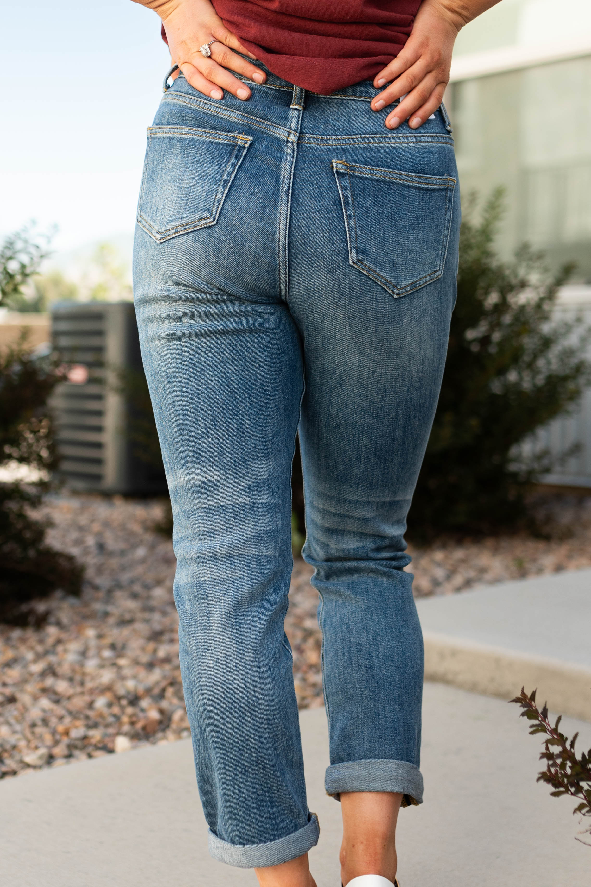 Wynn Medium Girlfriend Jeans